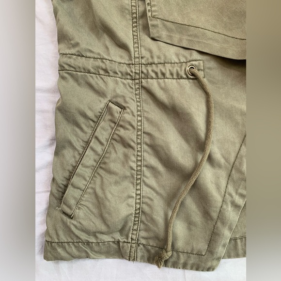 MAX JEANS vest, army green, large. - Picture 9 of 9